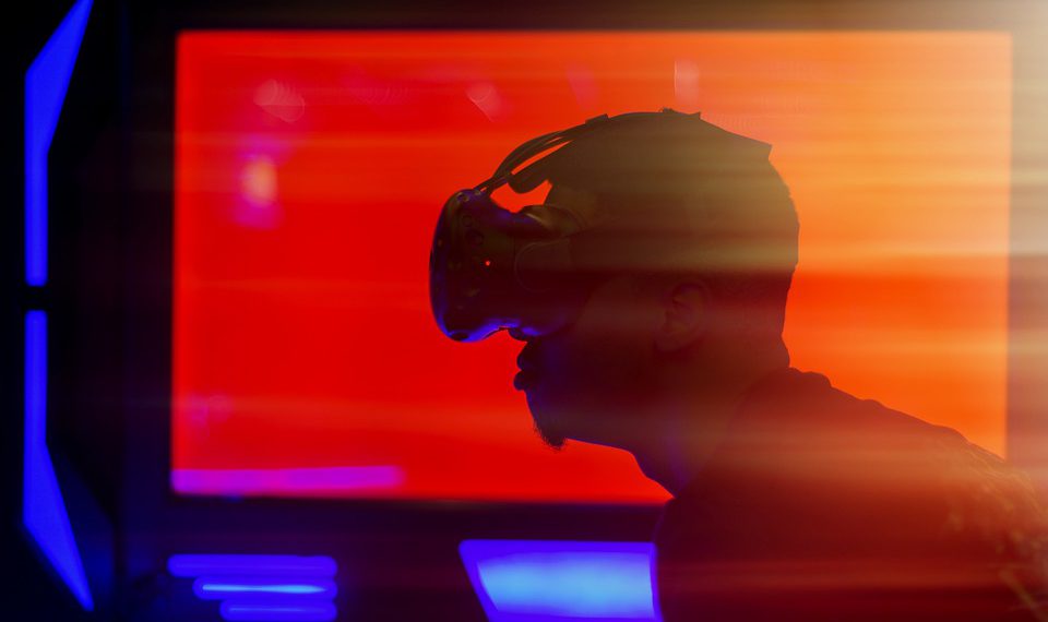 הבנת ההבדלים: השוואת שרתים וירטואליים – מה כדאי לבחור?