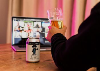 שרתים וירטואליים: יתרונות, חסרונות וכיצד לבחור את המתאים לך