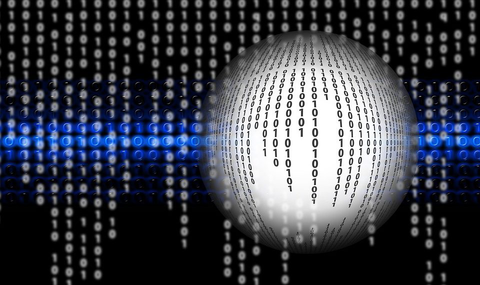 VPS לעומת אירוח משותף: ביצועים, גמישות ואבטחה בהשוואה