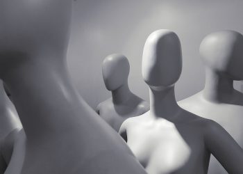 ביטול נעילת הביצועים: הבנת היתרונות של VPS על פני אירוח משותף