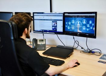 היתרונות והחסרונות של אירוח Inmotion: מדריך מקיף