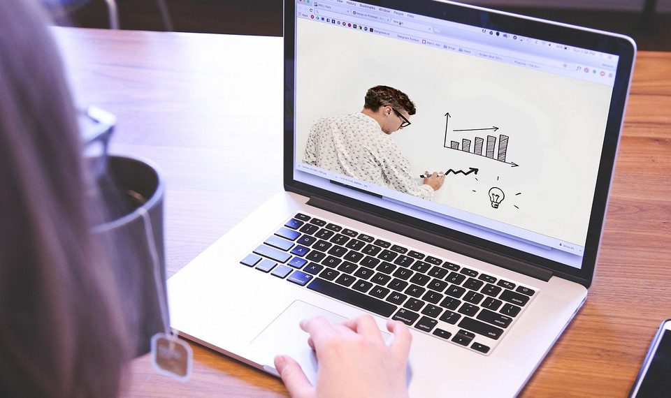 מדד הביצועים של שרתים וירטואליים: מדוע זה קריטי לכל ארגון?