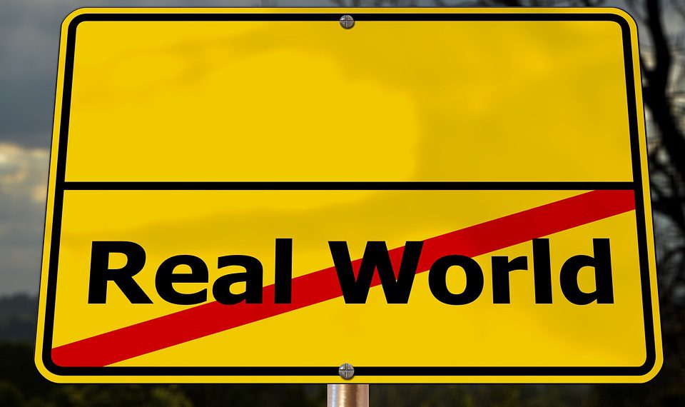 מיטוב האבטחה: כל מה שצריך לדעת על ניהול סיכונים בשרתים וירטואליים